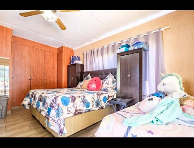 3 BEDROOM HOUSE FOR SALE IN MULBARTON